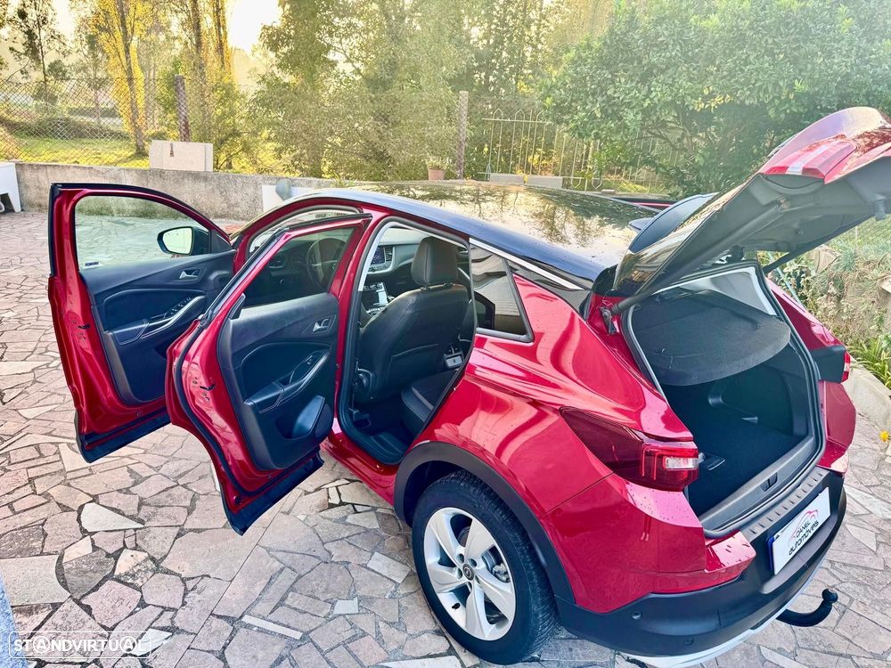 Opel Grandland X 1.2 T Business Edition - 32