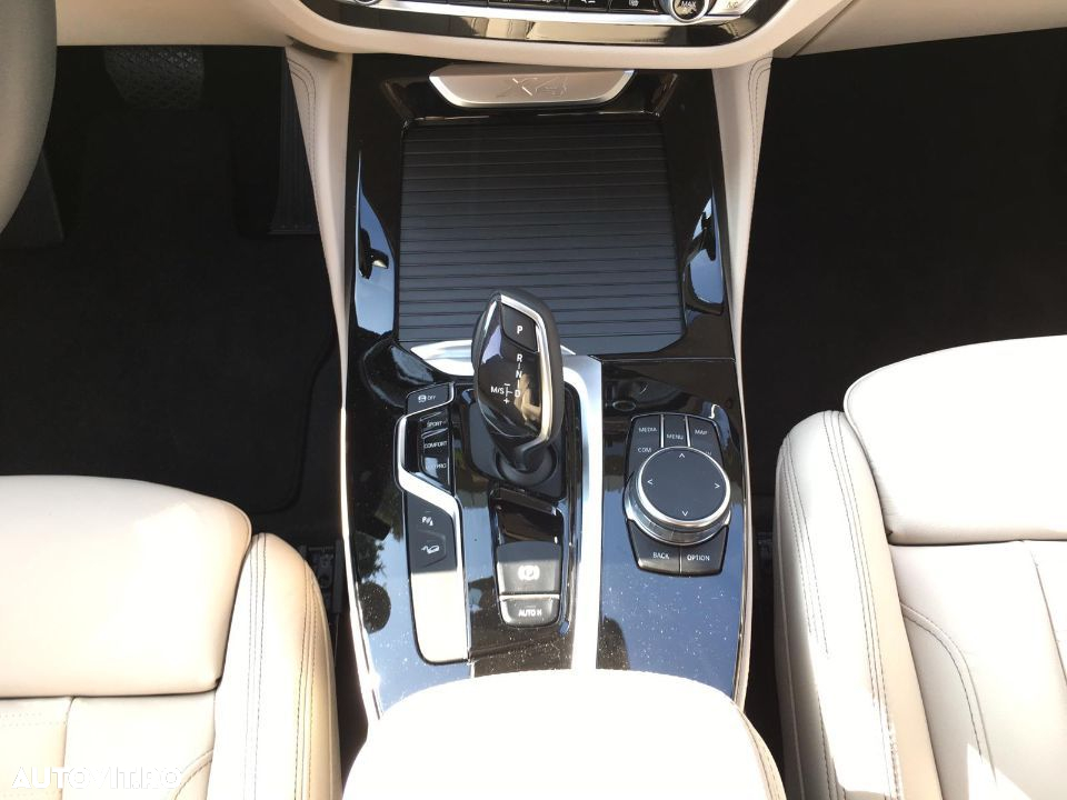 BMW X4 xDrive20d xLine - 16