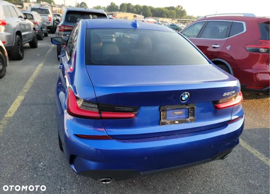 BMW Seria 3 330i xDrive M Sport - 6