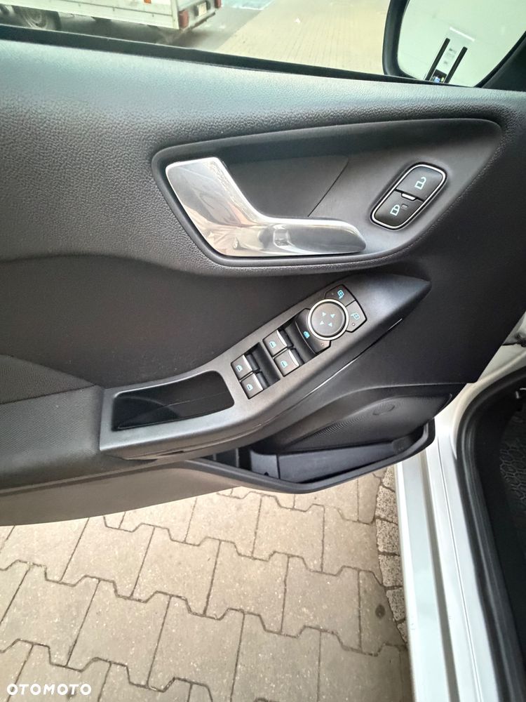 Ford Fiesta 1.1 Trend - 13