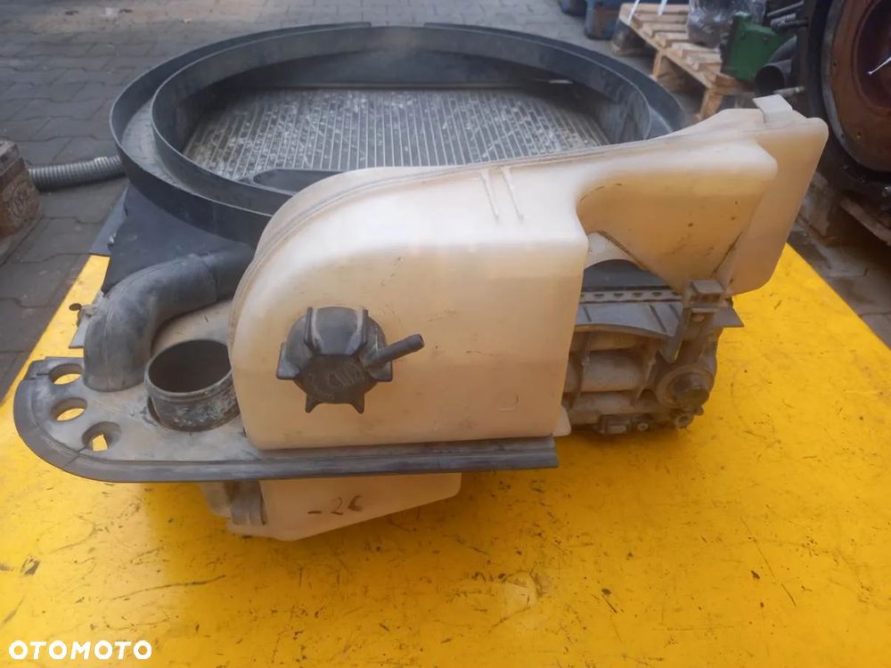 Chłodnica wody AL176362 John Deere 6920 - 5