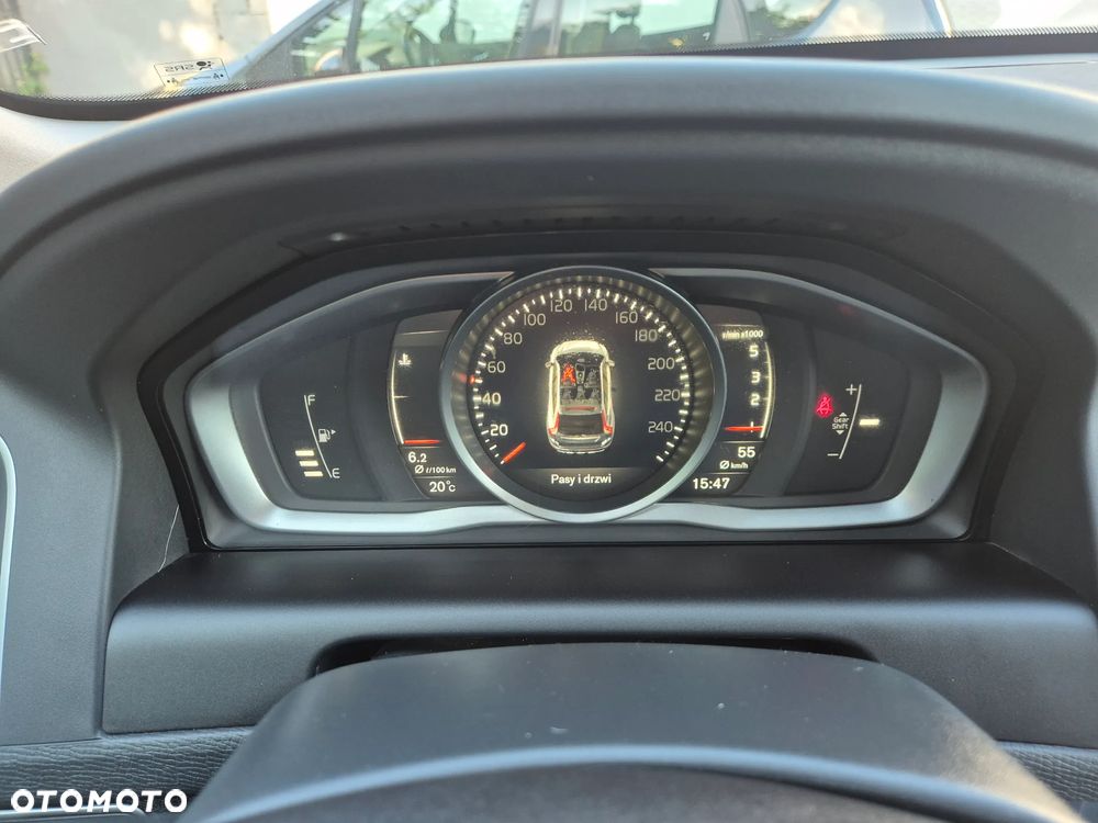 Volvo XC 60 D3 Drive-E Momentum - 30