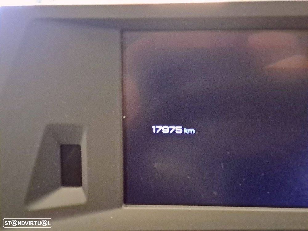 Peugeot 3008 1.2 Hybrid Allure e-DCS6 - 13