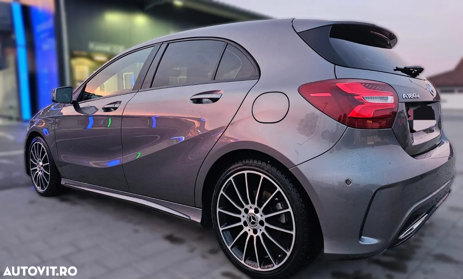 Mercedes-Benz A 180 d 7G-DCT Peak Edition - 4