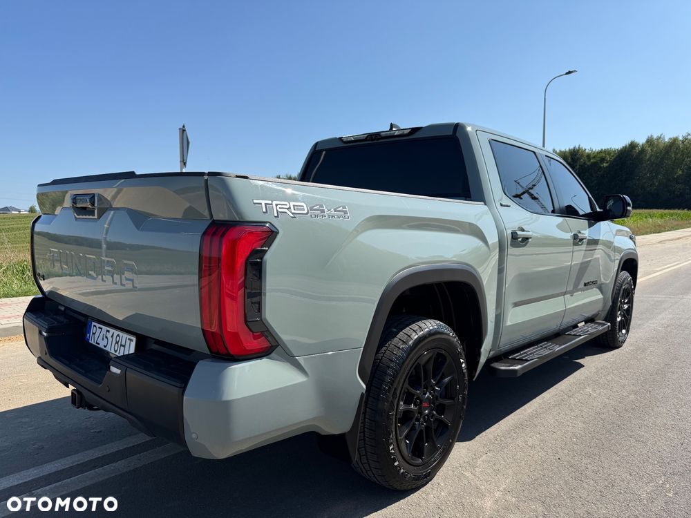 Toyota Tundra - 5