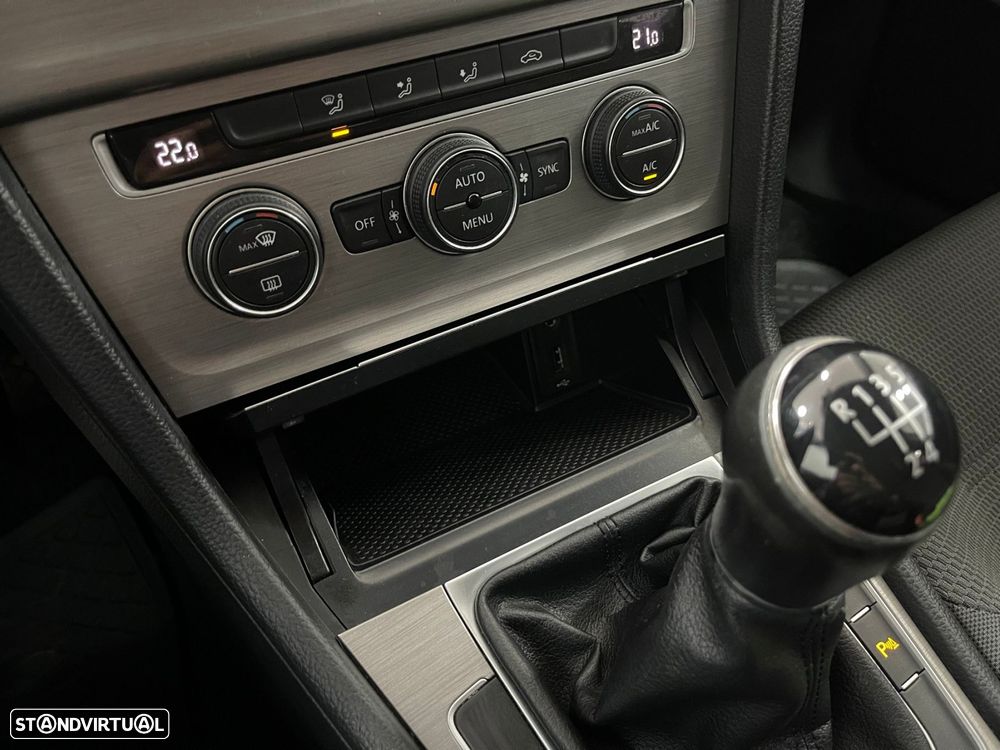 VW Golf Variant 1.6 TDi Trendline - 45