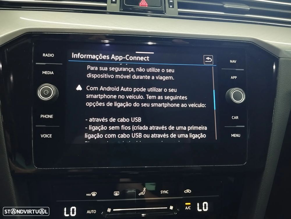 VW Passat Variant 2.0 TDI Business DSG - 32