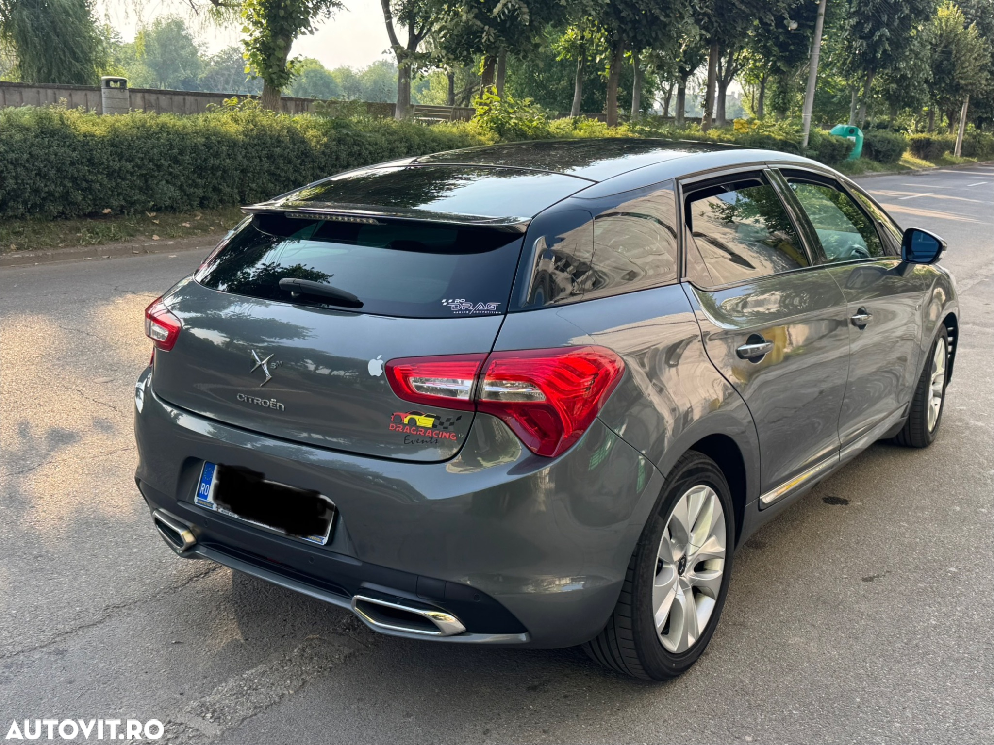 Citroën DS5 Hybrid4 EGS6 SoChic - 3