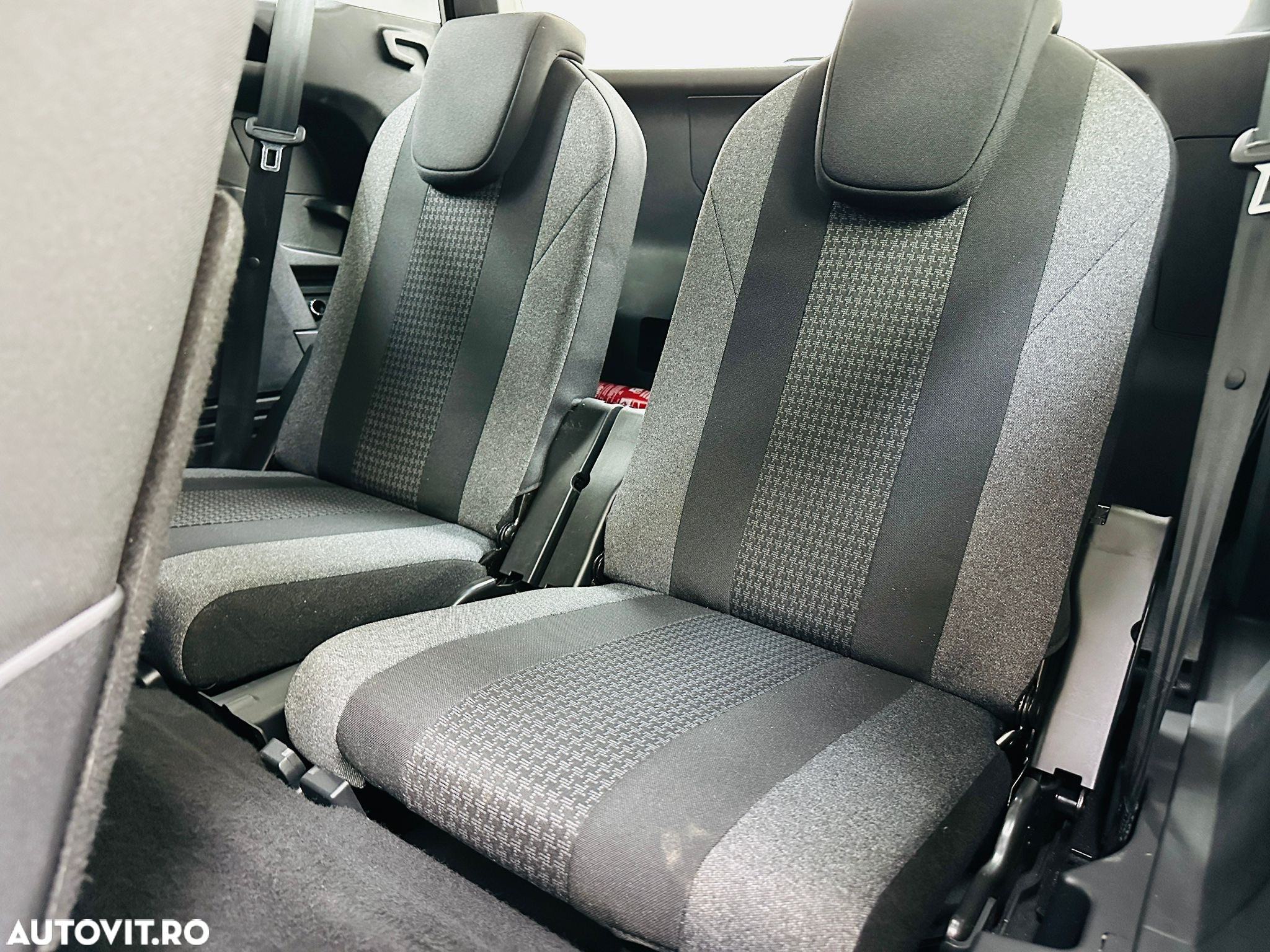 Peugeot 5008 - 15