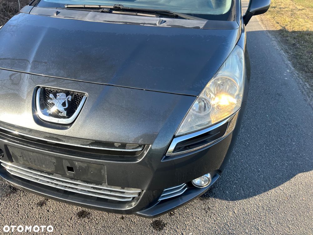 Peugeot 5008 - 21