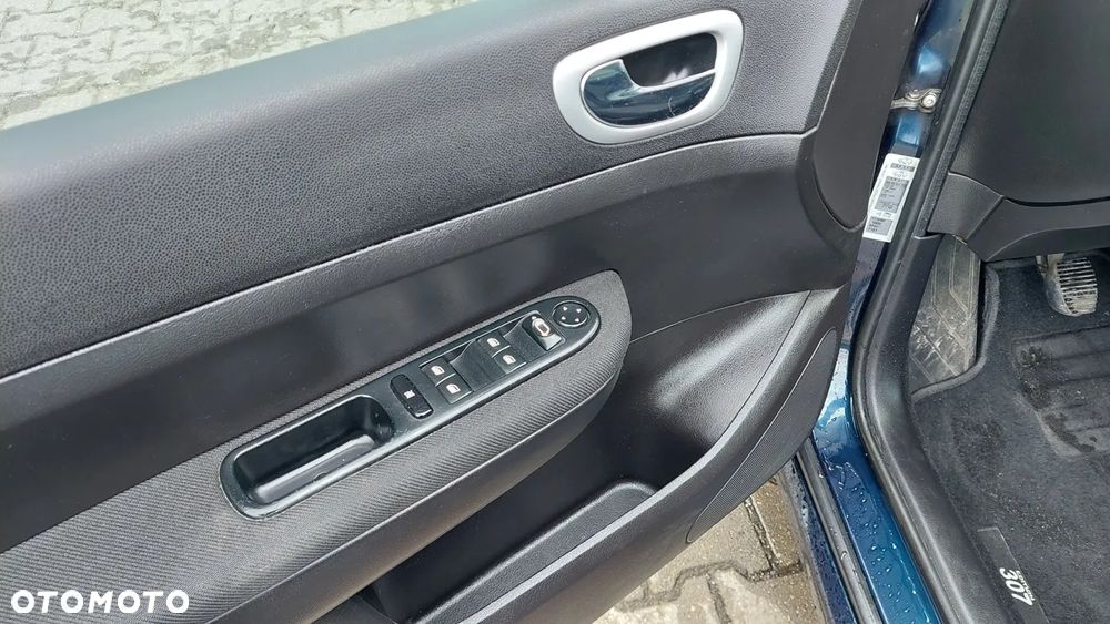Peugeot 307 - 11
