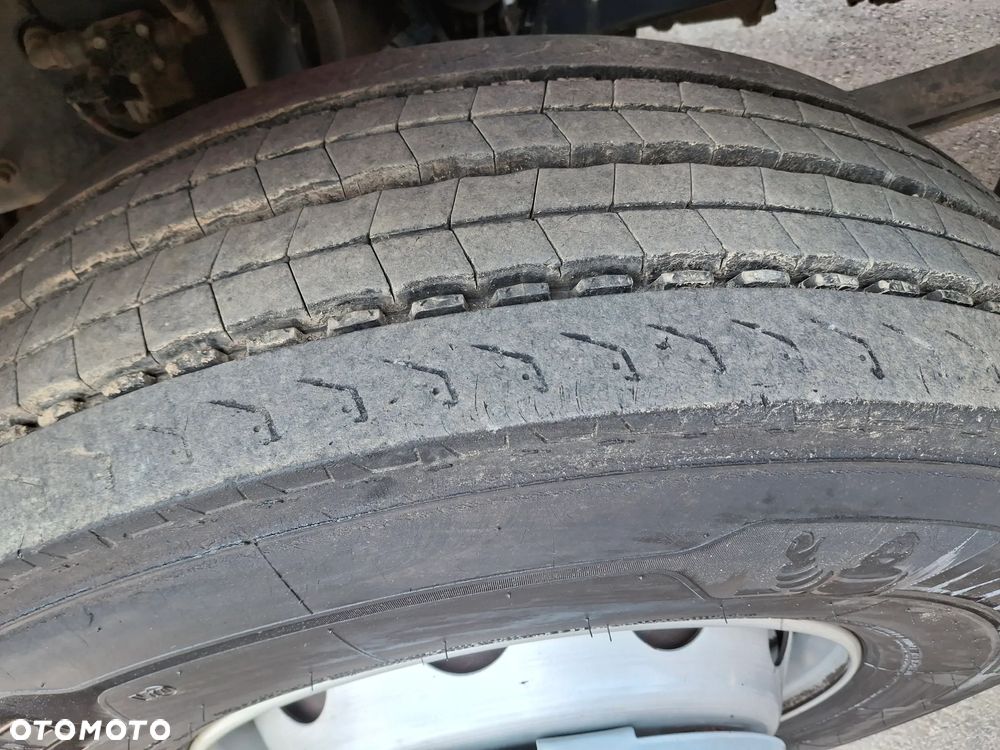 Renault C280 Zamiatarka SEMAT Zoeller FAUN Karcher 2 Silniki Rura Do Liści Listwy Ciśnieniowe Lanca 2 Zbiorniki Wody Szczotki L/R 2018r Euro 6 Motogodziny: 740MTH - 13