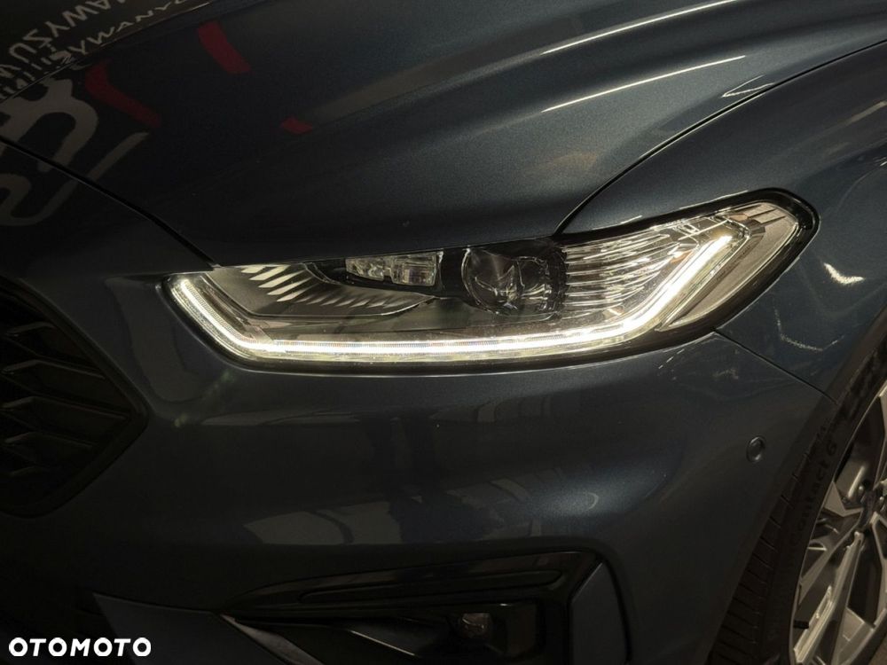 Ford Mondeo - 40