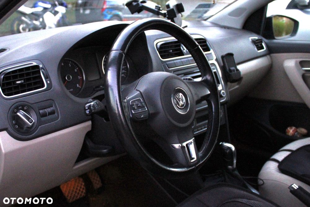 Volkswagen Polo 1.2 TSI Comfortline DSG - 14