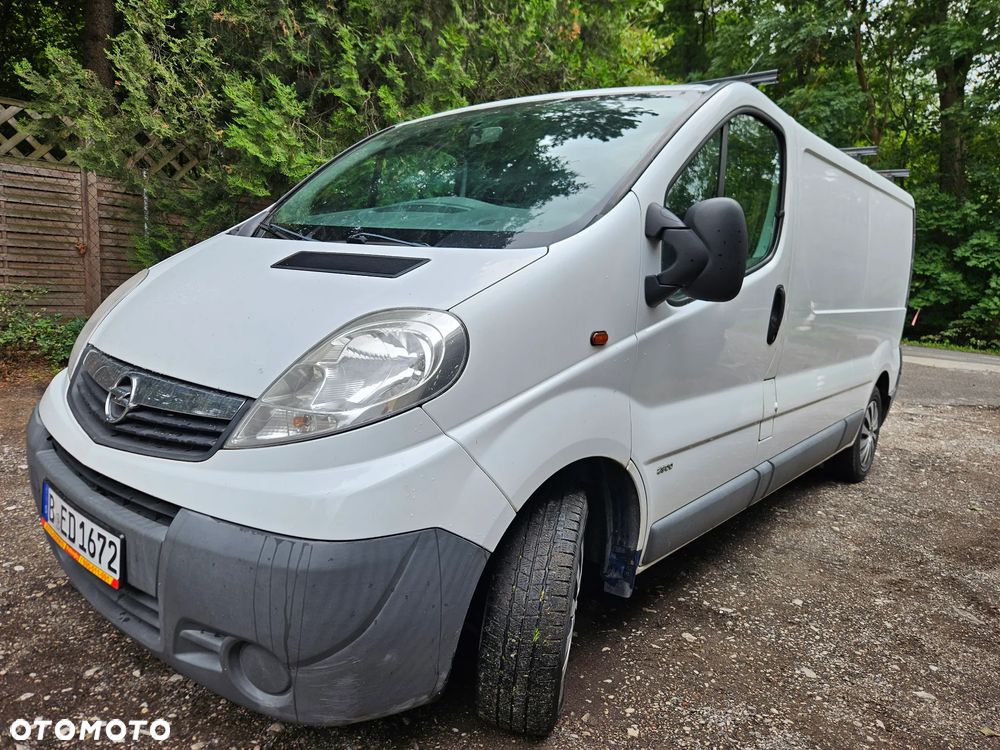 Opel Vivaro - 2