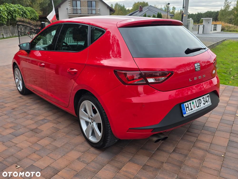 Seat Leon 2012 photo 4