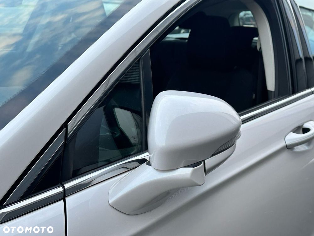 Ford Mondeo SW 2.0 TDCi Titanium PowerShift - 4