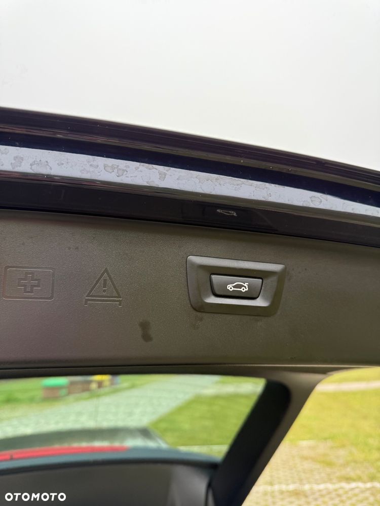 BMW Seria 5 525d xDrive Touring Sport-Aut Modern Line - 37