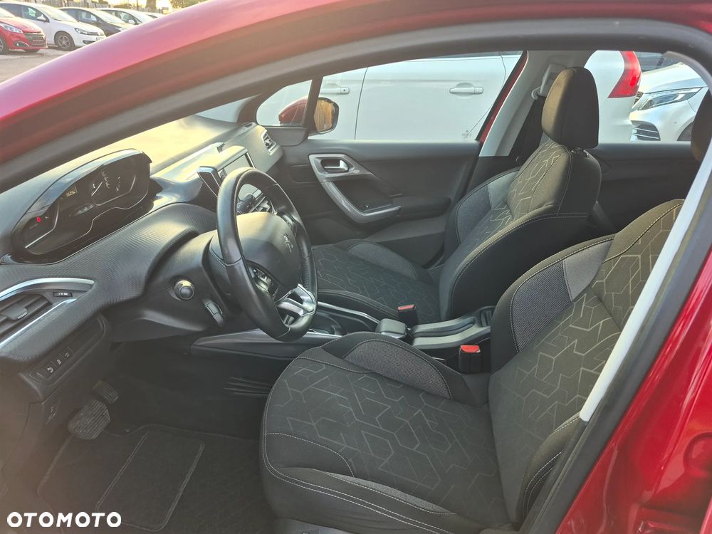 Peugeot 2008 - 15