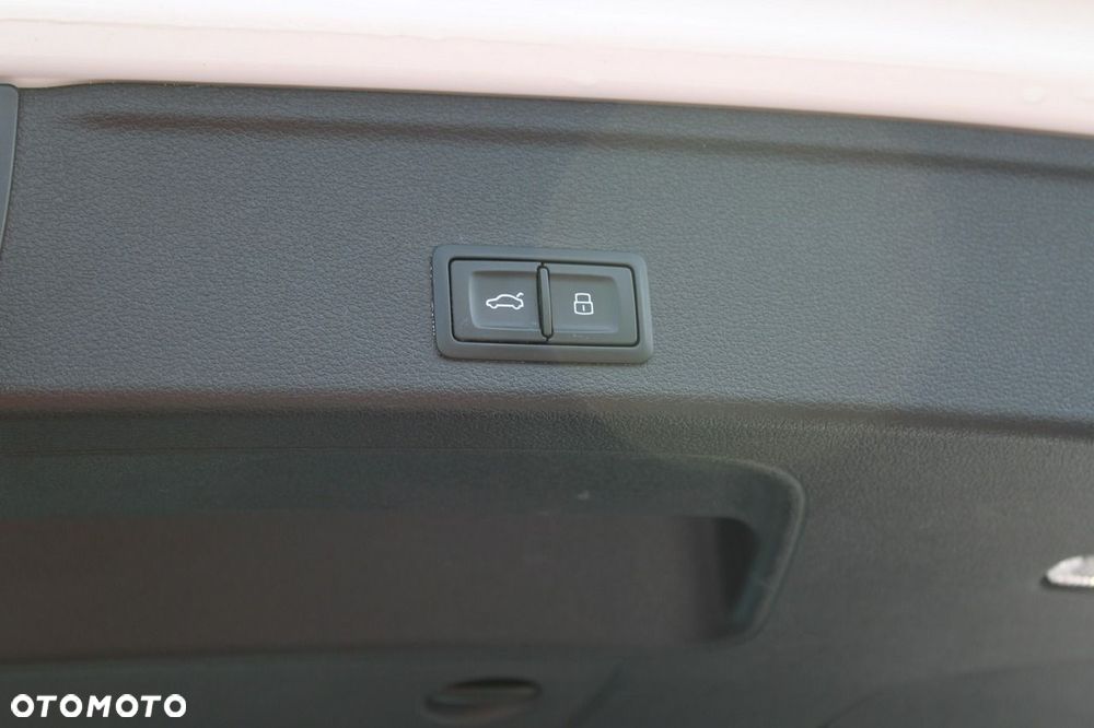 Audi A4 Allroad - 16
