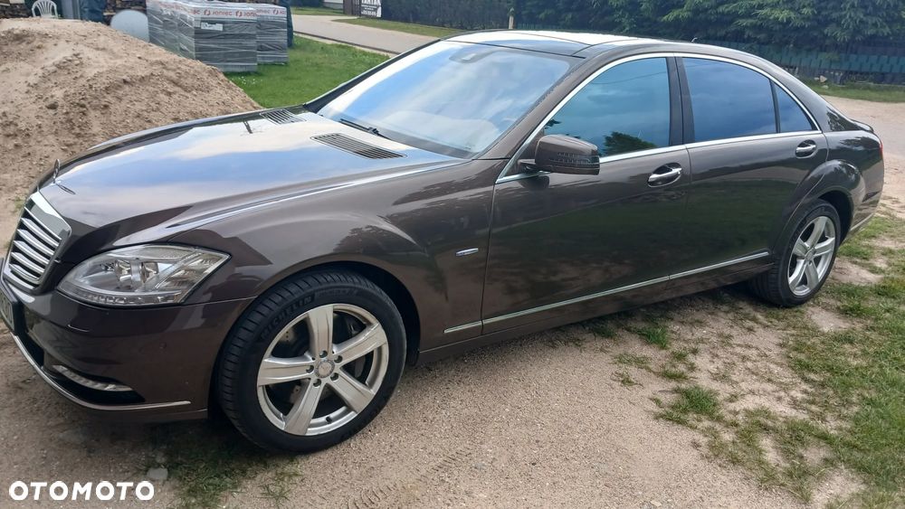 Mercedes-Benz Klasa S 500 L 4Matic BlueEFFICIENCY 7G-TRONIC - 2