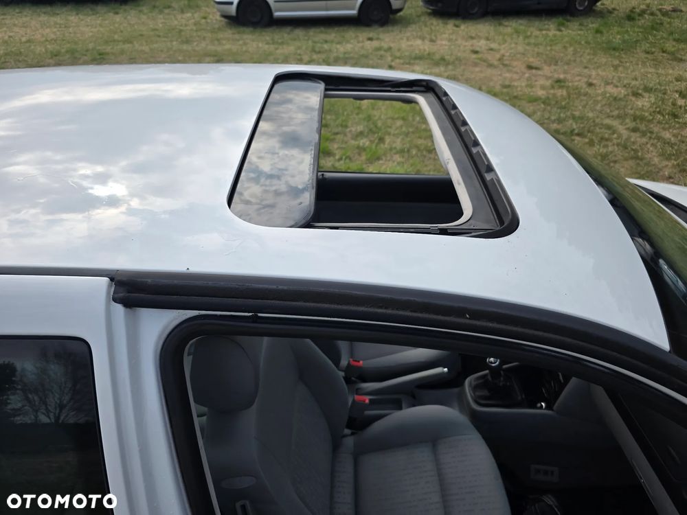 Volkswagen Golf 1.4 Sportline - 21