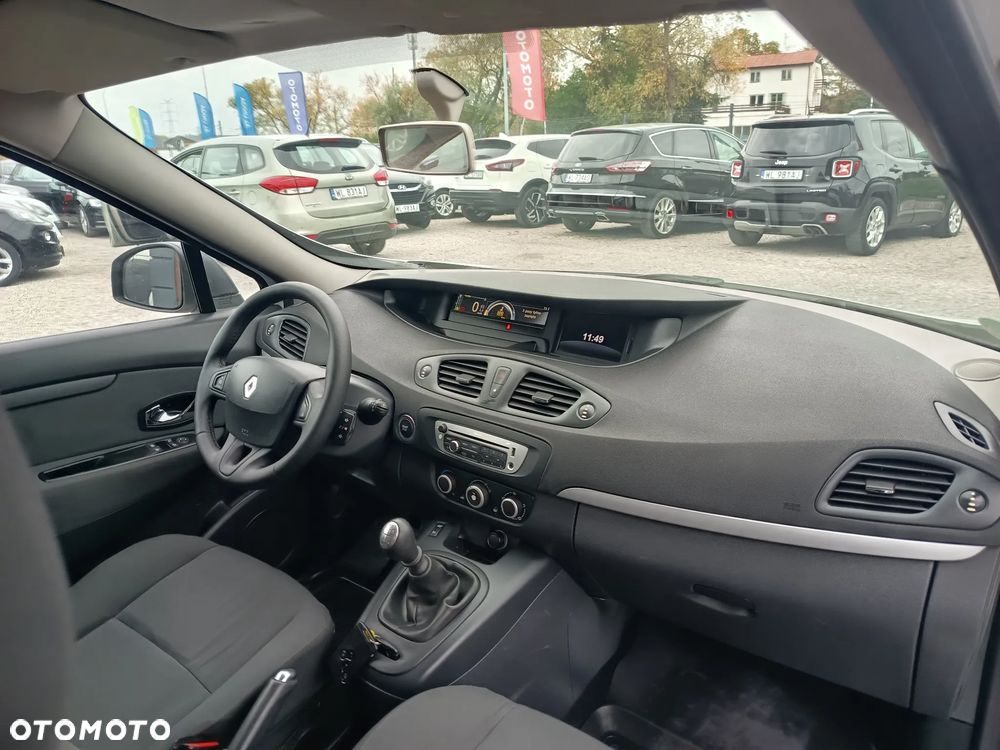 Renault Scenic 1.6 16V 110 TomTom Edition - 26