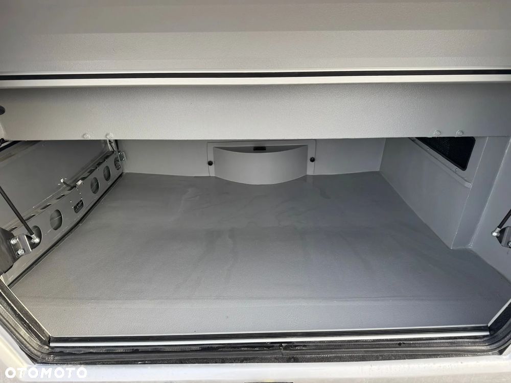 Mercedes-Benz Sprinter 519 - 5