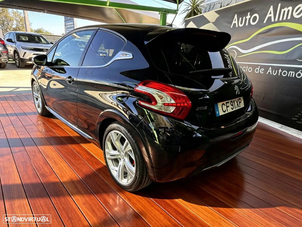 Peugeot 208 1.6 THP GTi - 12