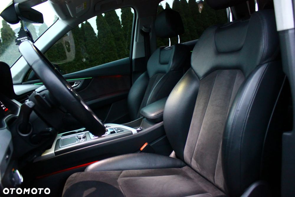 Audi Q7 - 27