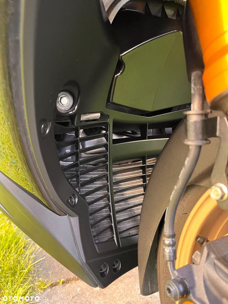 Yamaha Tmax - 27