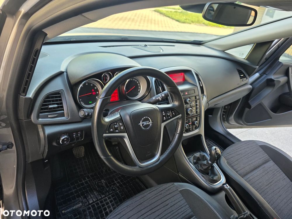 Opel Astra 1.4 T Enjoy - 25