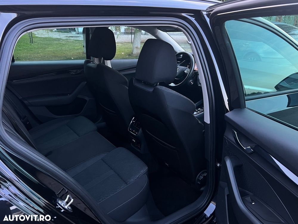 SKODA Octavia 2023 — imagine 7