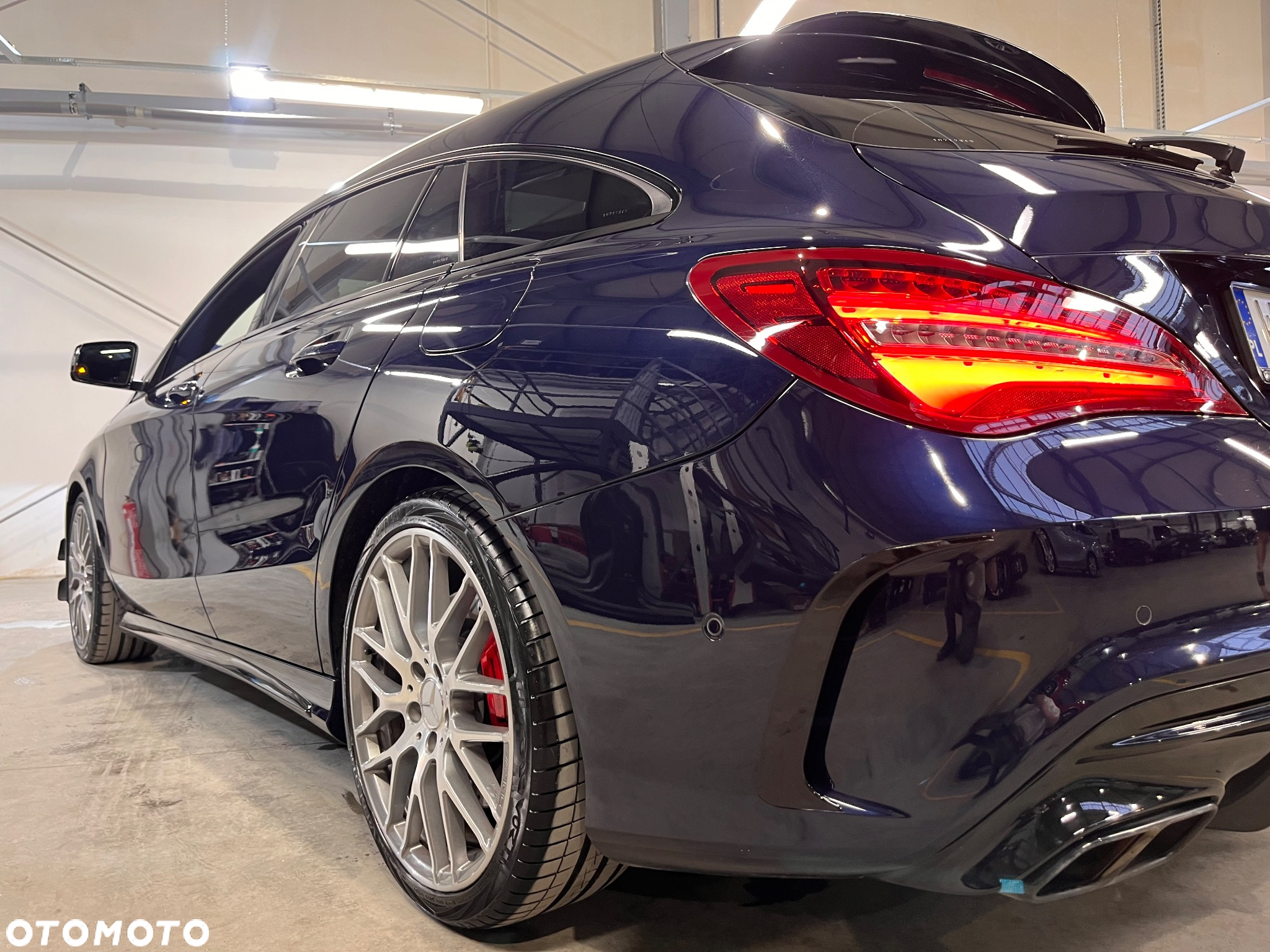 Mercedes-Benz CLA AMG 45 4Matic Shooting Brake 7G-DCT - 3