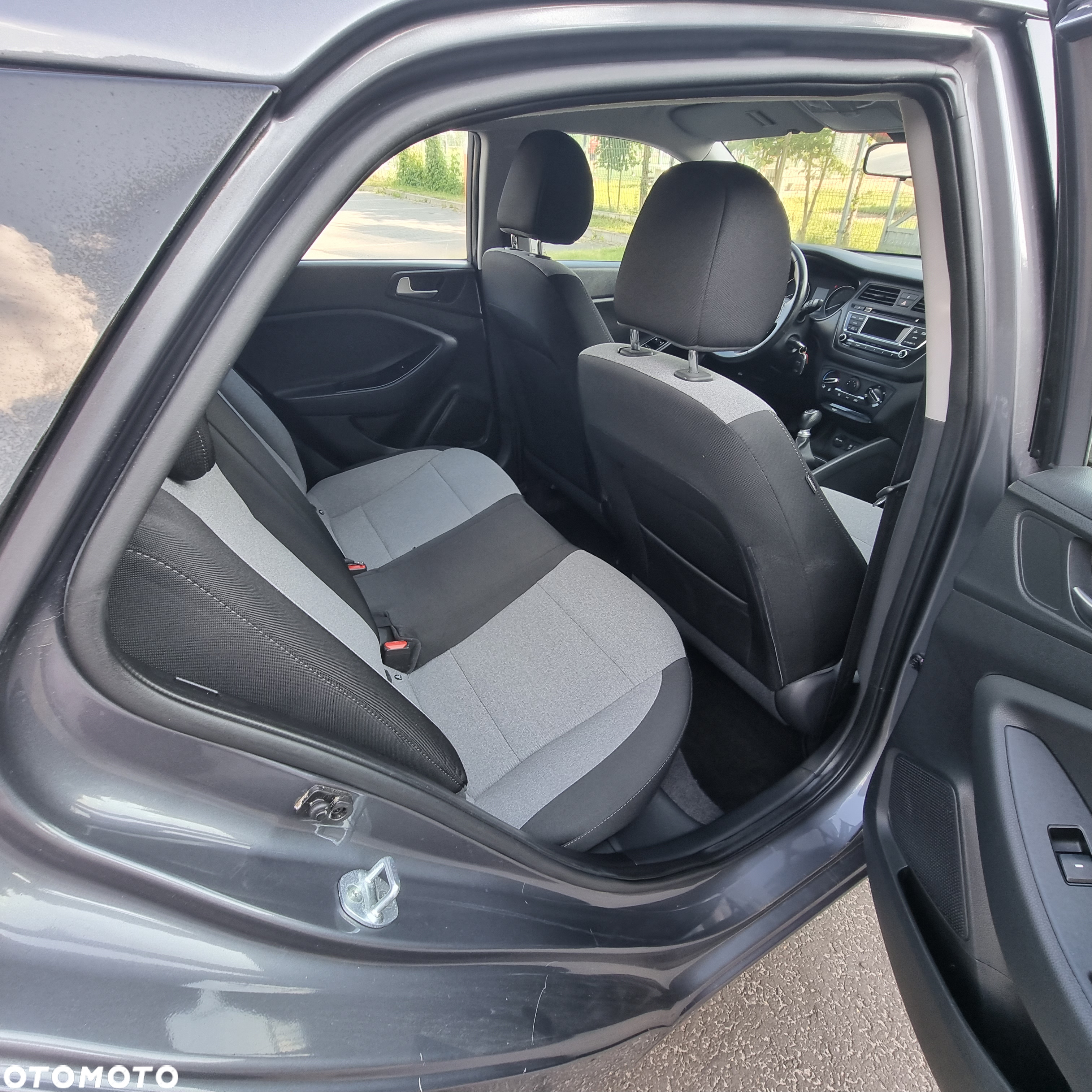 Hyundai i20 1.2 Elegant - 11