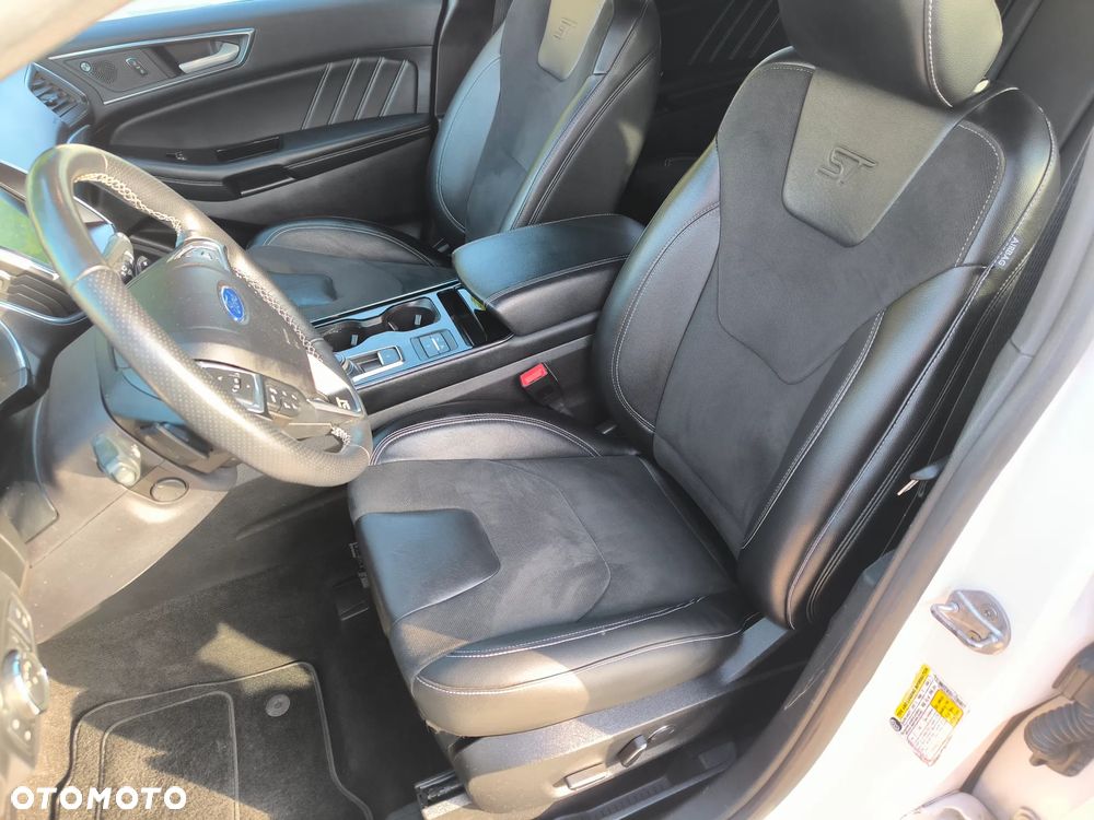 Ford Edge - 10