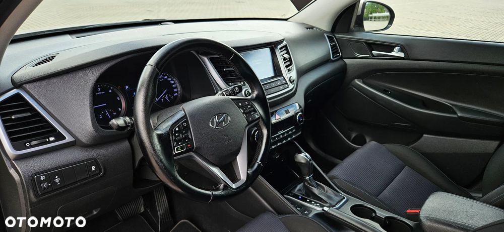 Hyundai Tucson 2.0 CRDi 4WD Automatik Advantage - 6