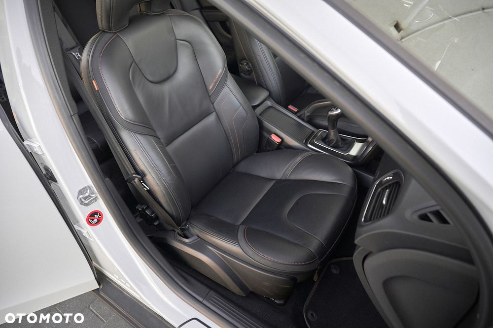Volvo V40 Cross Country D2 Ocean Race - 21