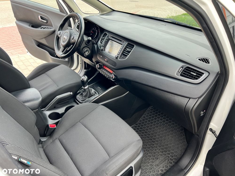 Kia Carens 1.7 CRDi Spirit - 16