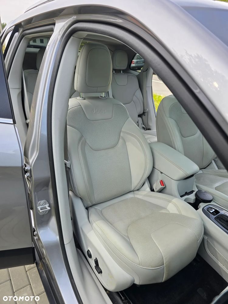 Jeep Cherokee 2.2 MJD Active Drive II Limited - 22