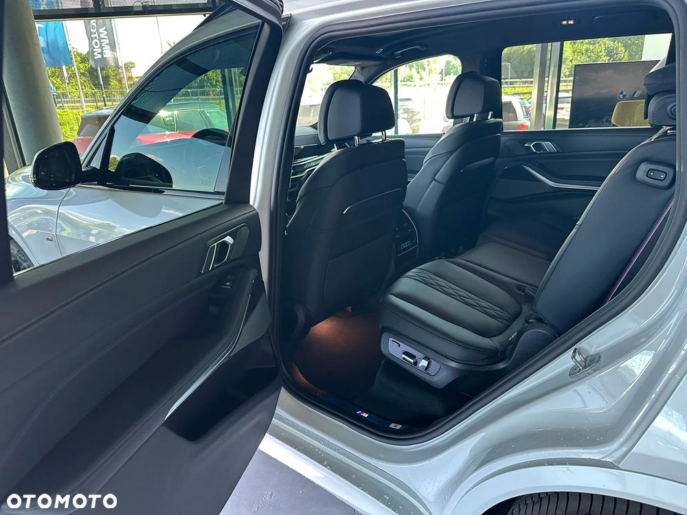 BMW X7 xDrive40d mHEV sport - 25