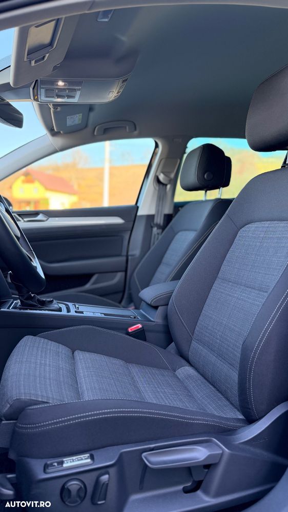 Volkswagen Passat - 14