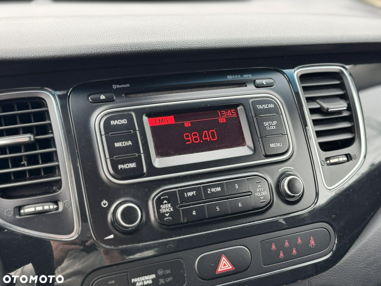 Kia Carens 1.6 GDI XL 7os - 25