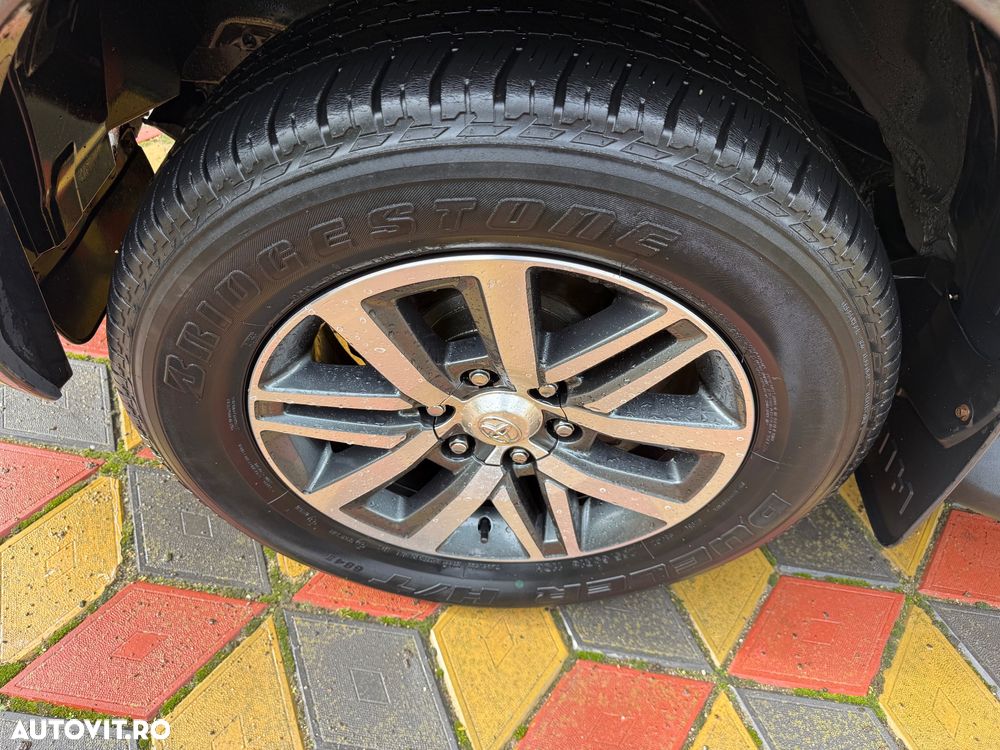Toyota Hilux 4x4 Double Cab A/T cu Safety Sense Style - 16
