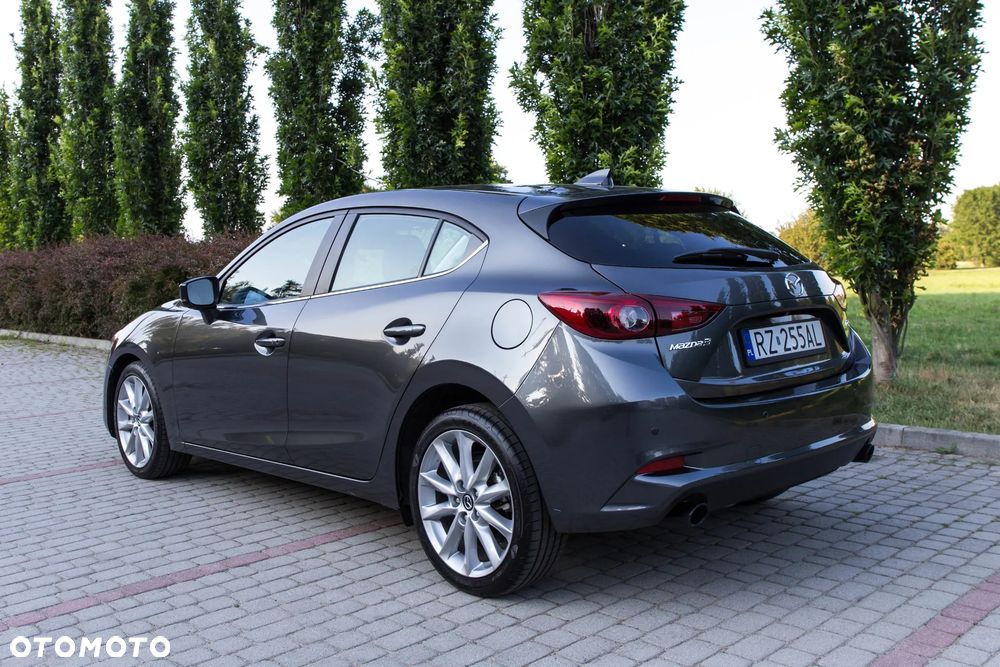 Mazda 3 - 7