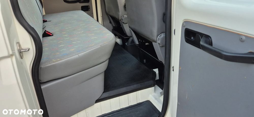 Volkswagen T5 - 28
