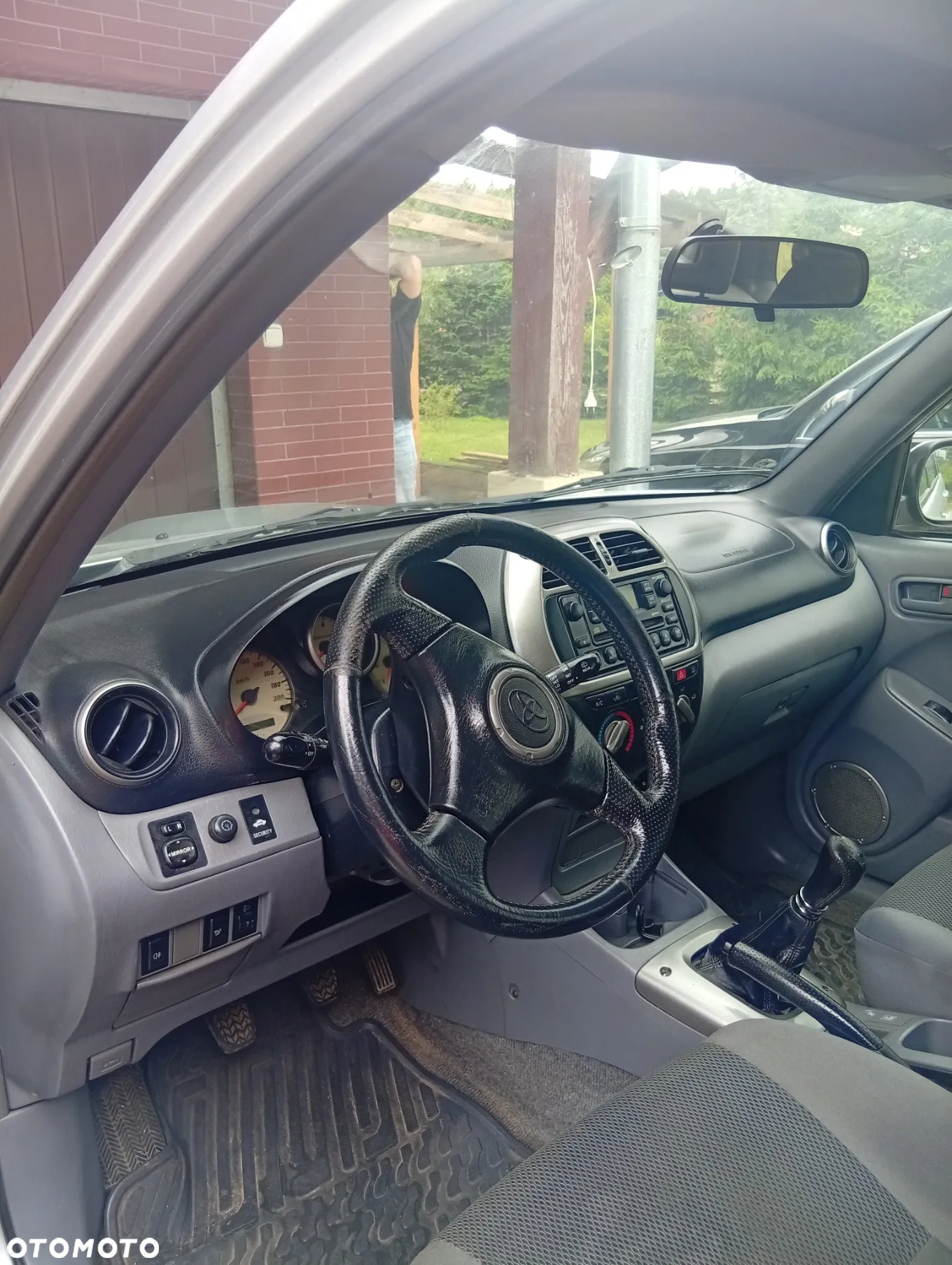 Toyota RAV4 2.0 D-4D 4x4 - 10