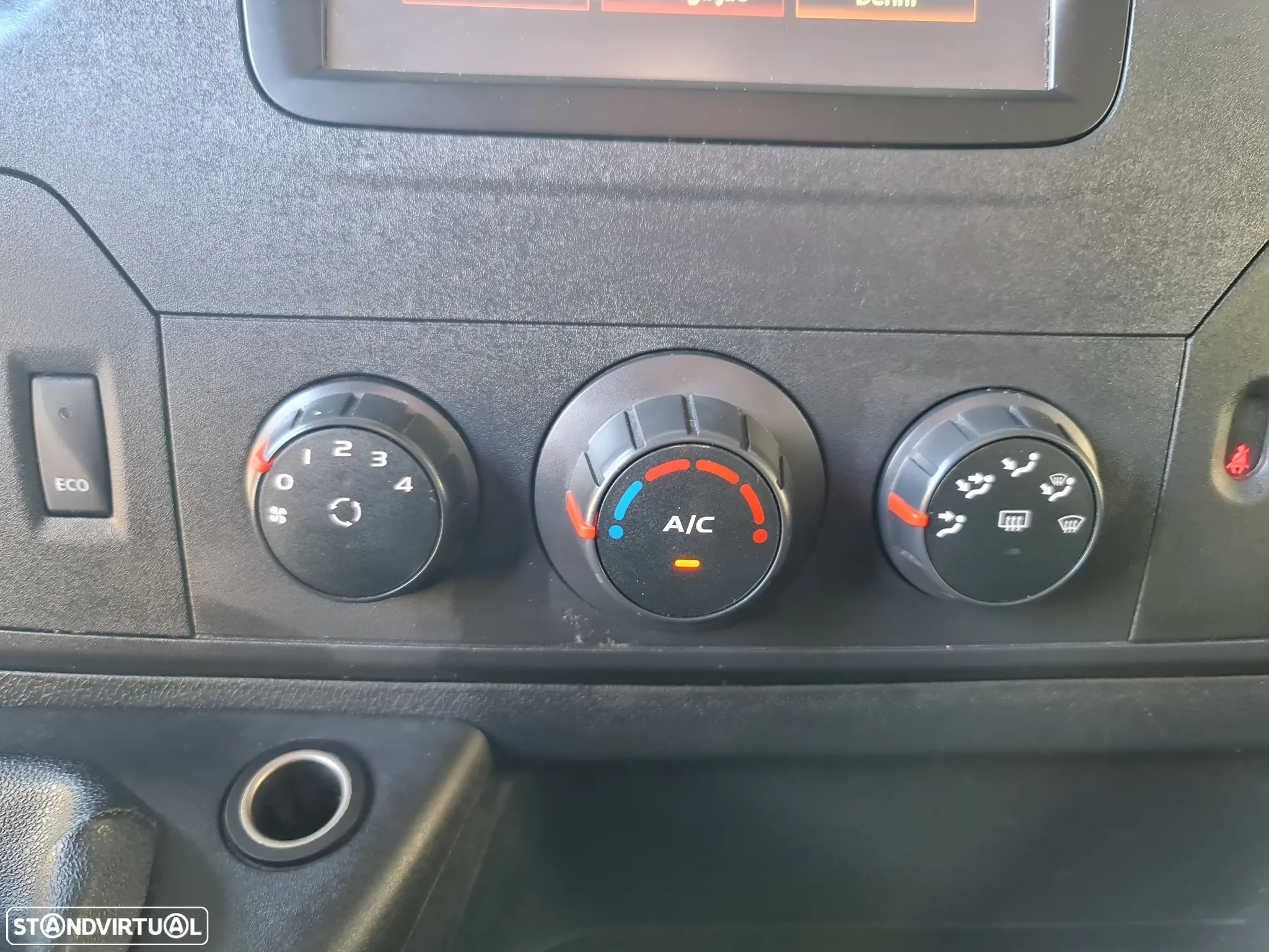 Renault Master 2.3 Dci 145CV L1H2 * STILL*  IVA DEDUTÍVEL - 36