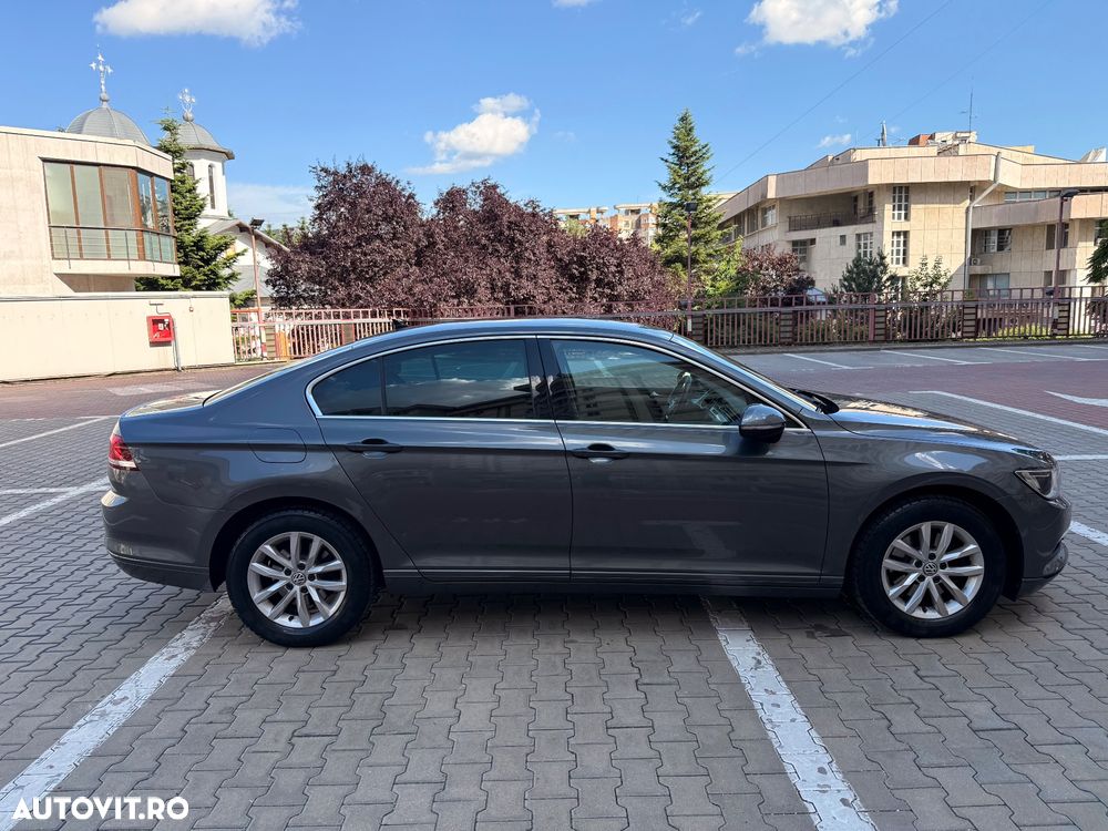 Volkswagen Passat - 9