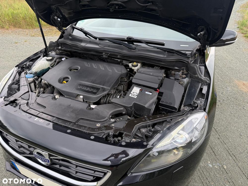 Volvo V40 D2 Momentum - 28
